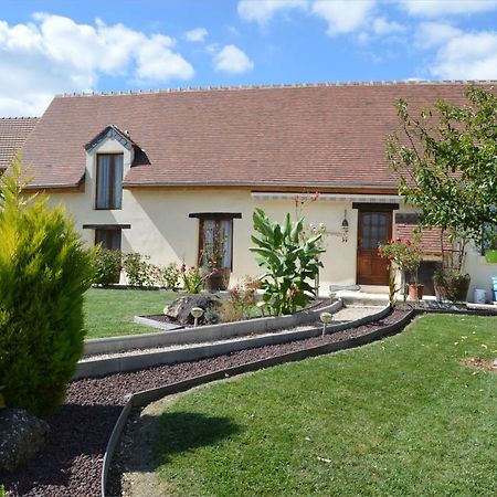 Les Gites De La Chapiniere Châteauvieux Exterior photo