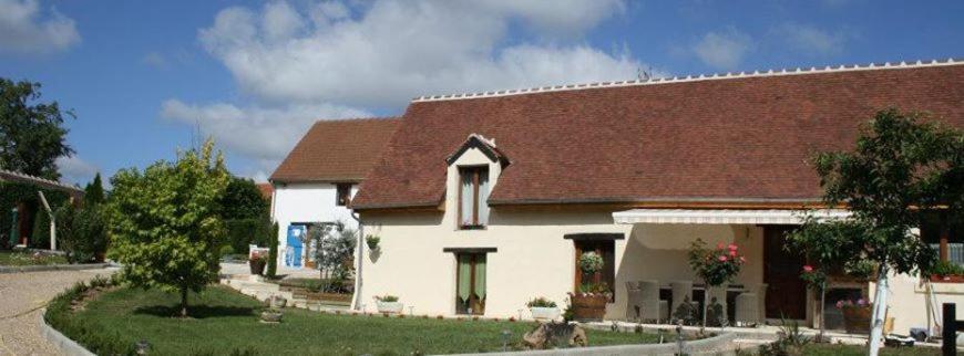 Les Gites De La Chapiniere Châteauvieux Exterior photo